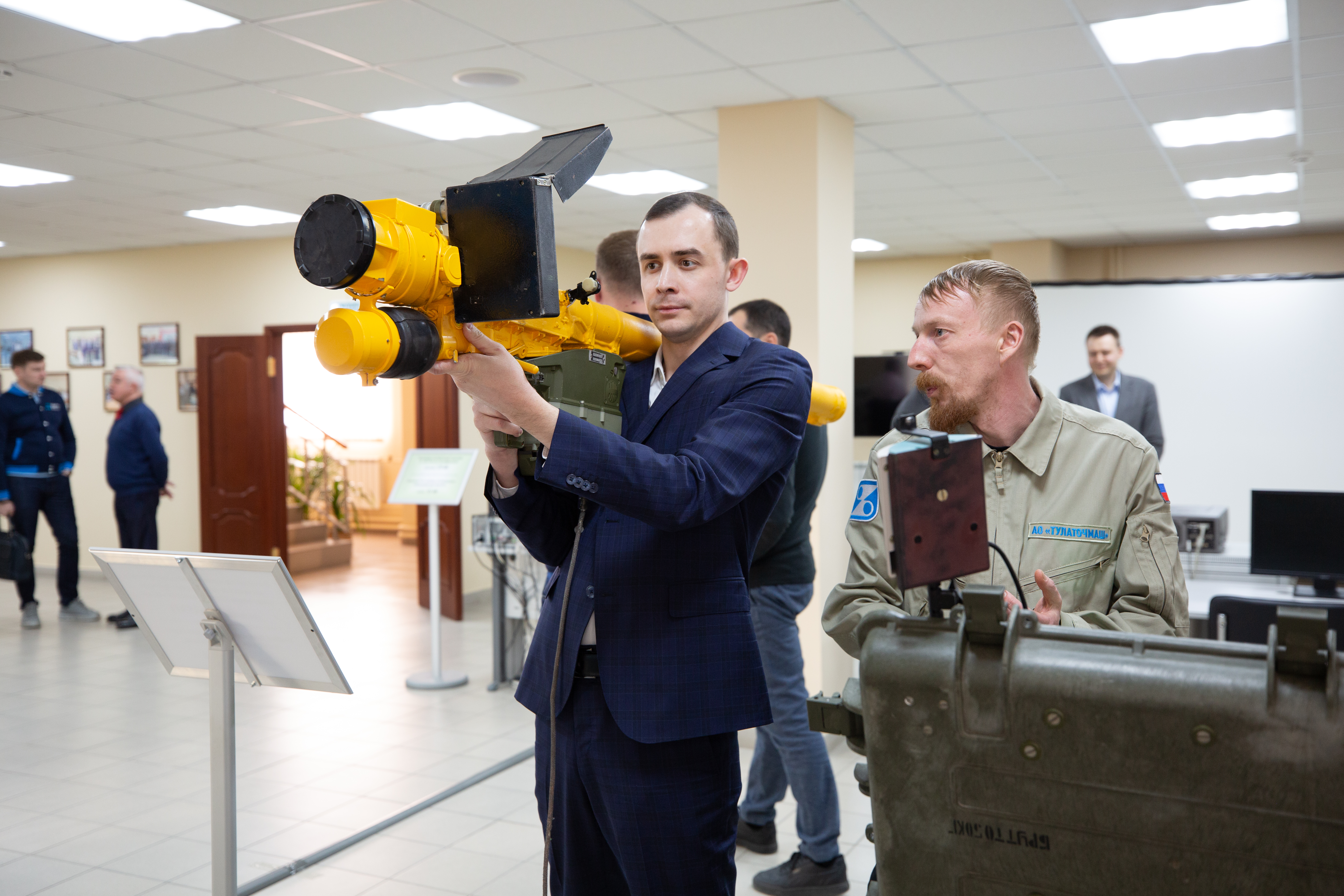 Участники программы Высшей школы государственного управления РАНХиГС посетили АО «Тулаточмаш»