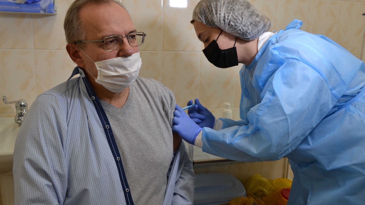 8 февраля на предприятии началась компания по вакцинации сотрудников от COVID-19