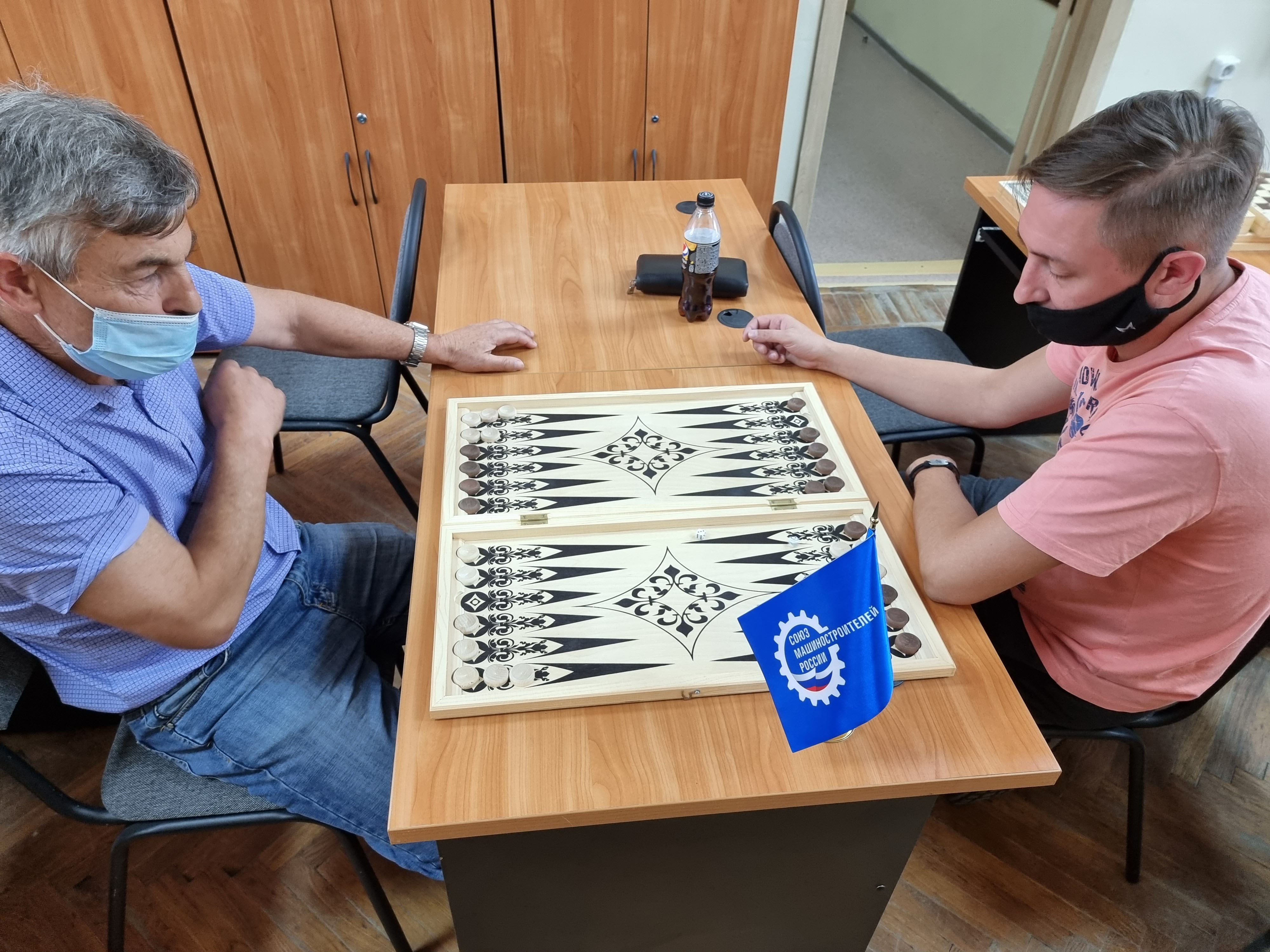 Турнир по нардам в рамках заводской Спартакиады