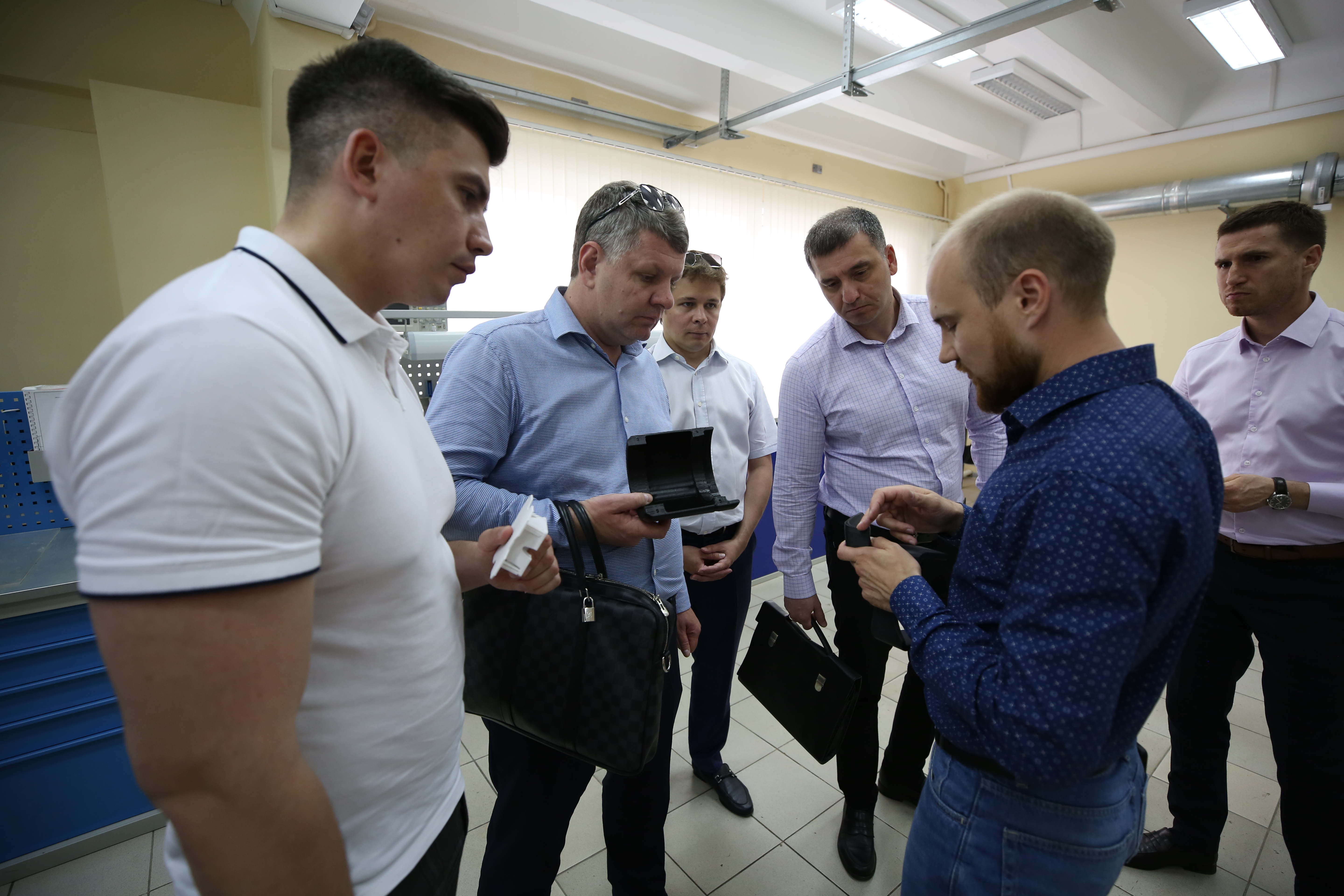 Участники проекта «КДО» - Кадры для оборонки» с рабочим визитом посетили АО «Тулаточмаш».